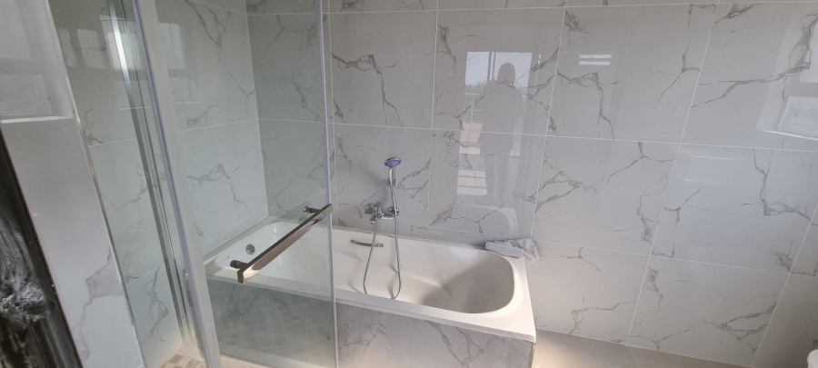 5 Bedroom Property for Sale in Montana Gauteng