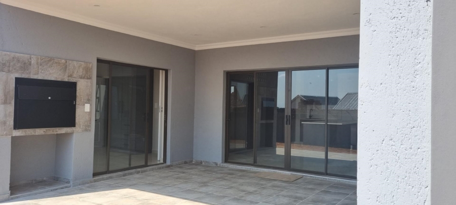 4 Bedroom Property for Sale in Montana Gauteng
