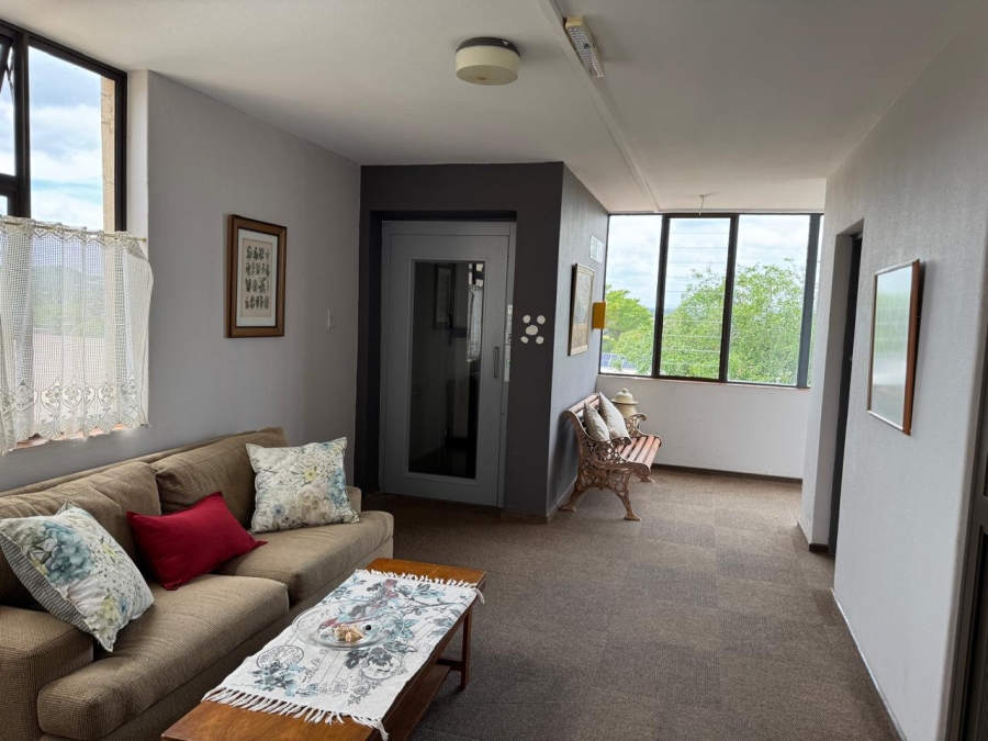 To Let 2 Bedroom Property for Rent in Faerie Glen Gauteng