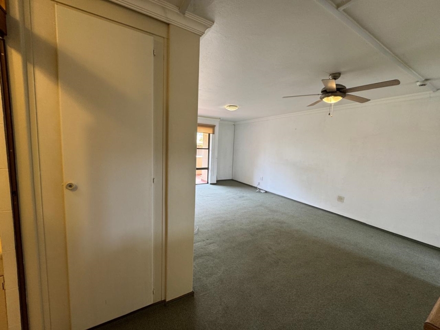 To Let 2 Bedroom Property for Rent in Faerie Glen Gauteng