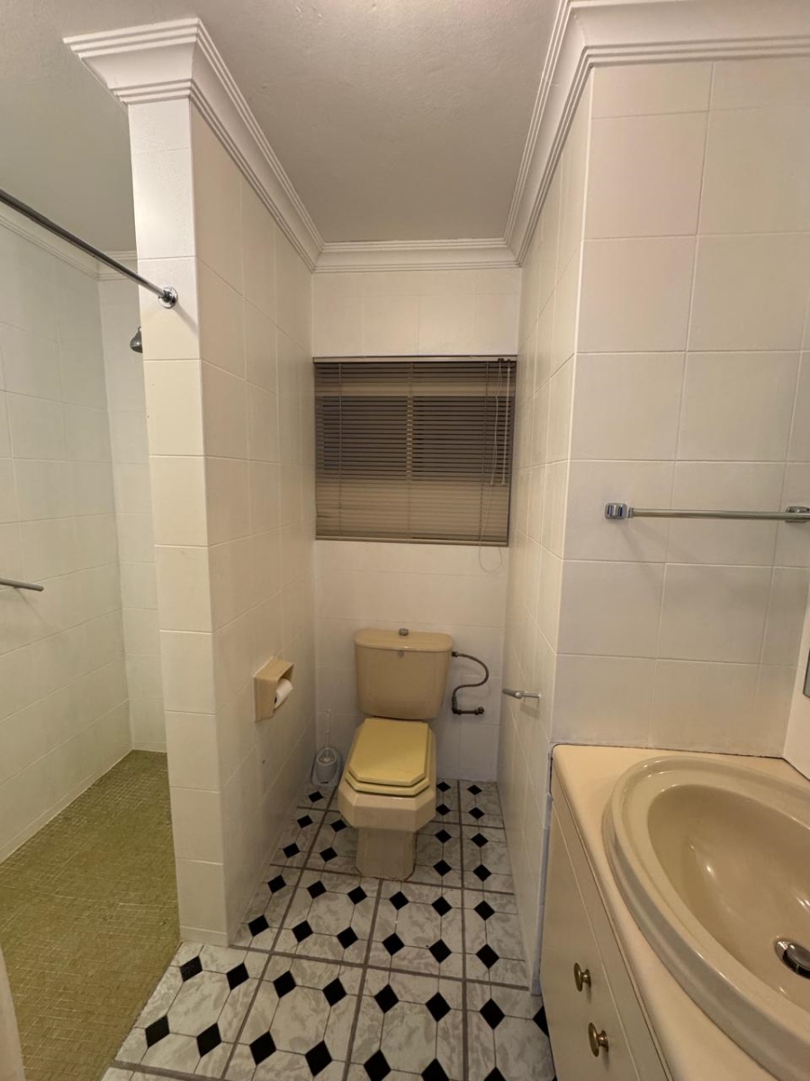 To Let 2 Bedroom Property for Rent in Faerie Glen Gauteng