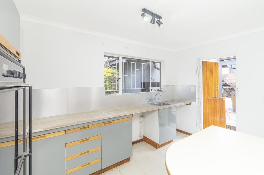 3 Bedroom Property for Sale in Hurlingham Manor Gauteng