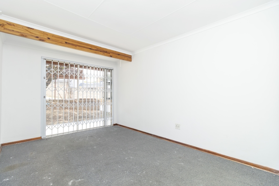 3 Bedroom Property for Sale in Hurlingham Manor Gauteng