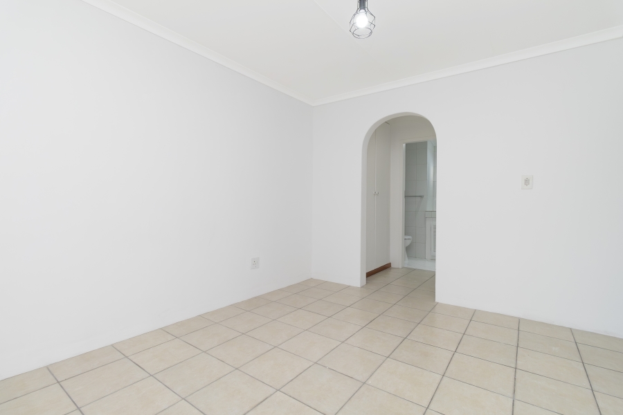 3 Bedroom Property for Sale in Hurlingham Manor Gauteng