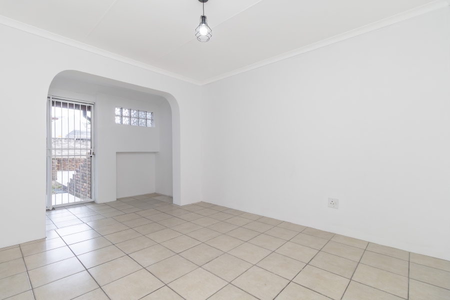 3 Bedroom Property for Sale in Hurlingham Manor Gauteng