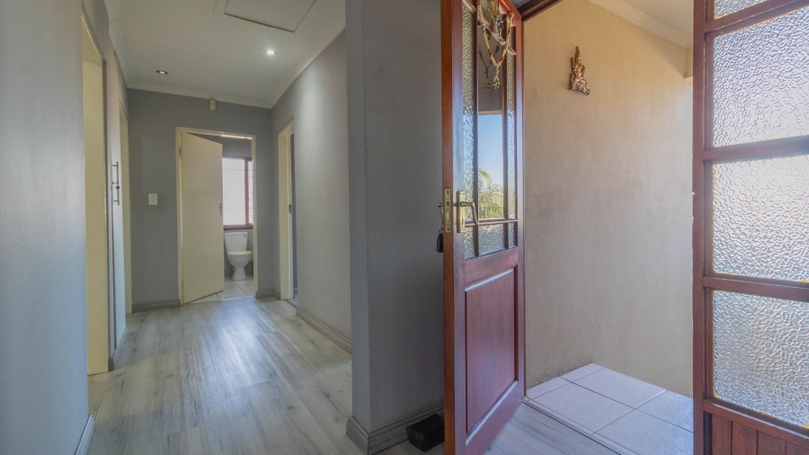 3 Bedroom Property for Sale in Bassonia Gauteng