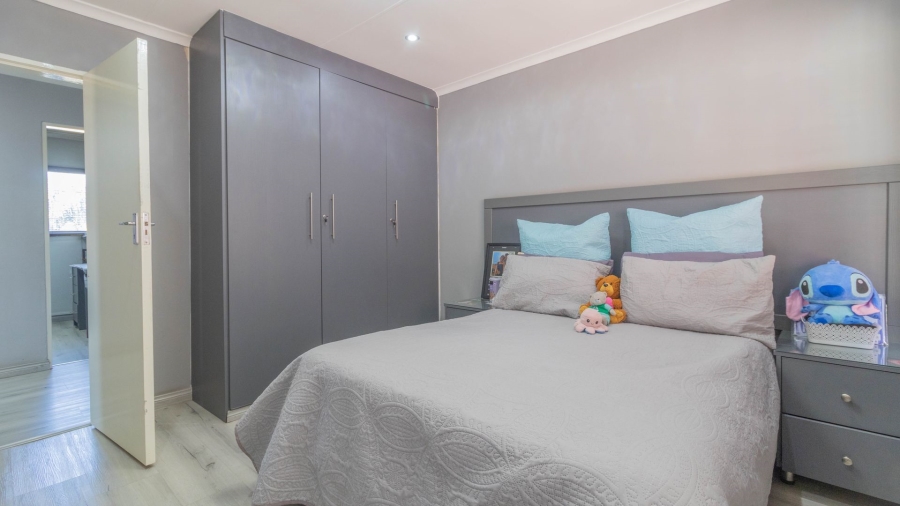 3 Bedroom Property for Sale in Bassonia Gauteng