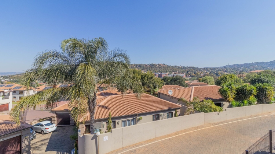 3 Bedroom Property for Sale in Bassonia Gauteng