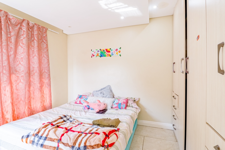 To Let 6 Bedroom Property for Rent in Willow Acres Gauteng