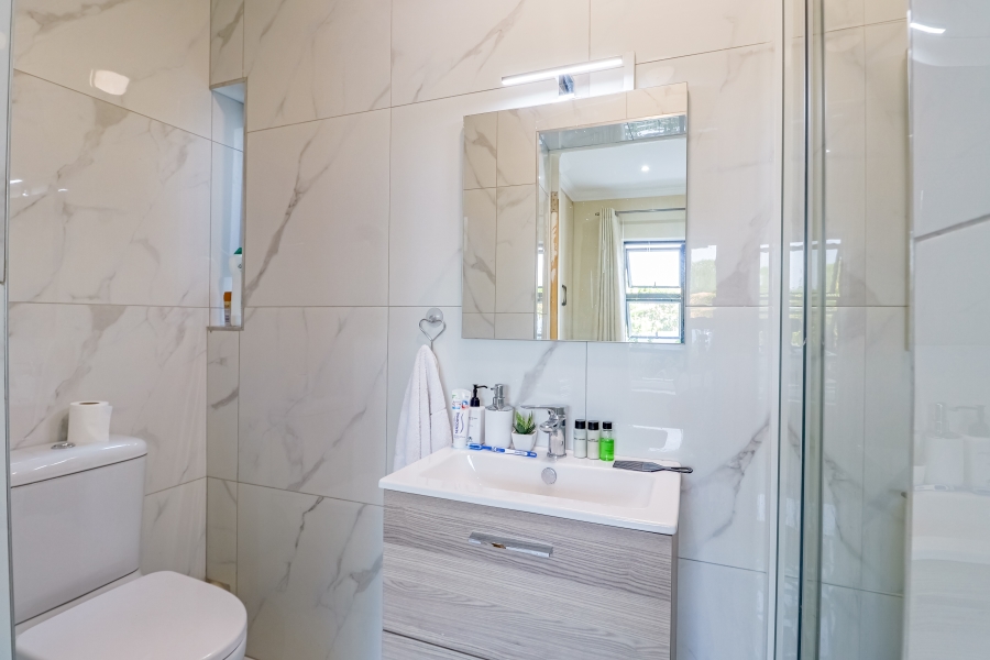 To Let 6 Bedroom Property for Rent in Willow Acres Gauteng