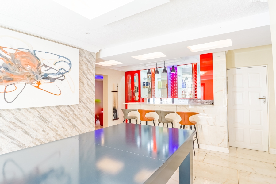 To Let 6 Bedroom Property for Rent in Willow Acres Gauteng