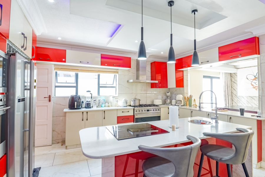 To Let 6 Bedroom Property for Rent in Willow Acres Gauteng