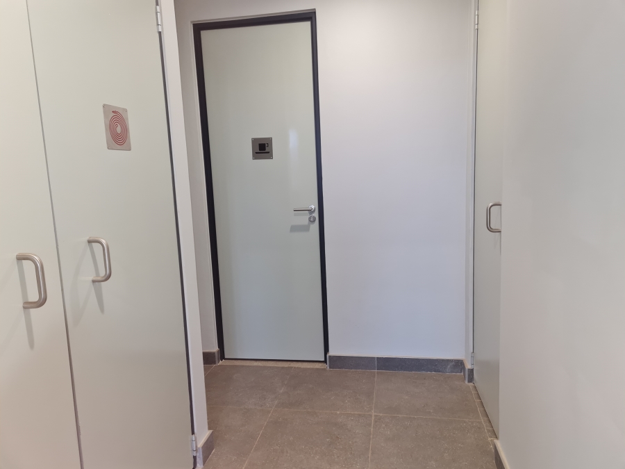 To Let commercial Property for Rent in Louwlardia Gauteng