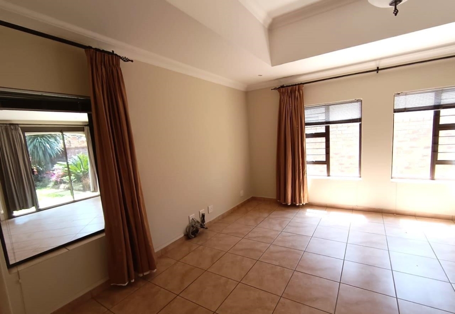 3 Bedroom Property for Sale in Beyers Park Gauteng