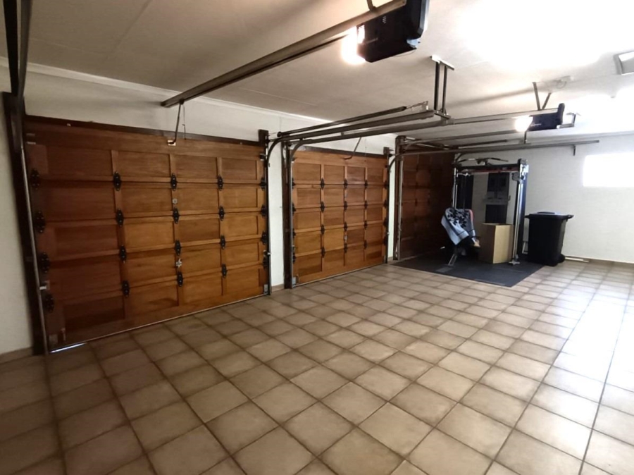 3 Bedroom Property for Sale in Beyers Park Gauteng