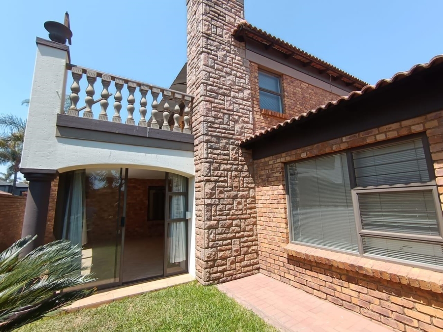 3 Bedroom Property for Sale in Beyers Park Gauteng