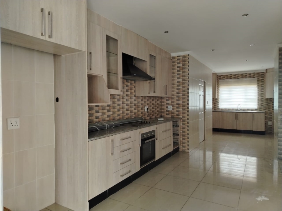 To Let 4 Bedroom Property for Rent in Parkrand Gauteng