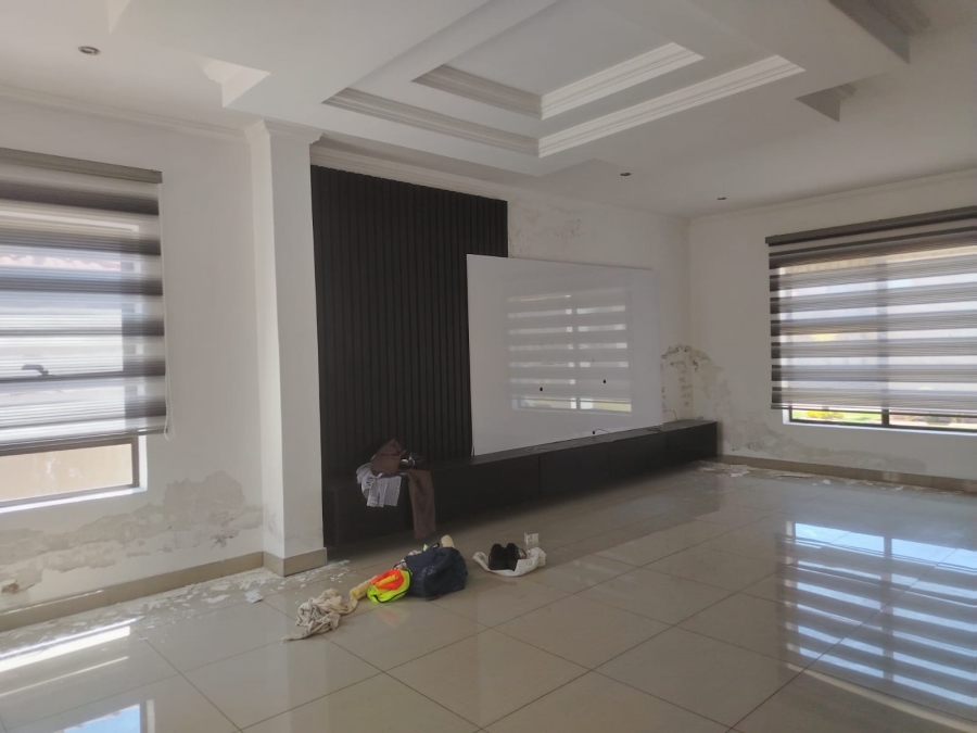 To Let 4 Bedroom Property for Rent in Parkrand Gauteng