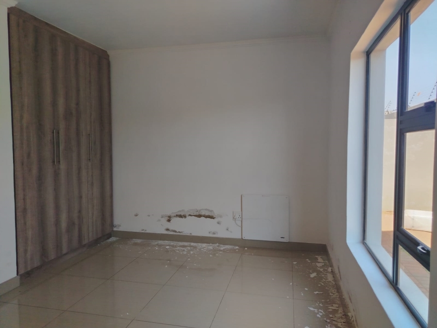 To Let 4 Bedroom Property for Rent in Parkrand Gauteng