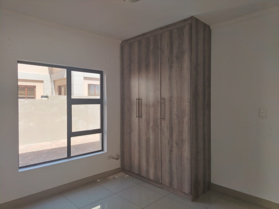 To Let 4 Bedroom Property for Rent in Parkrand Gauteng