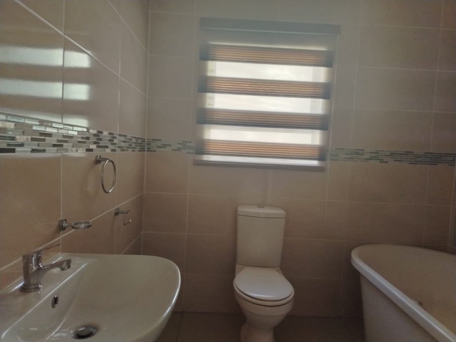 To Let 4 Bedroom Property for Rent in Parkrand Gauteng