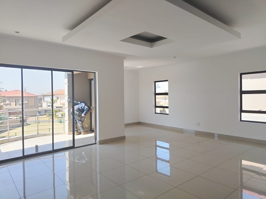 To Let 4 Bedroom Property for Rent in Parkrand Gauteng
