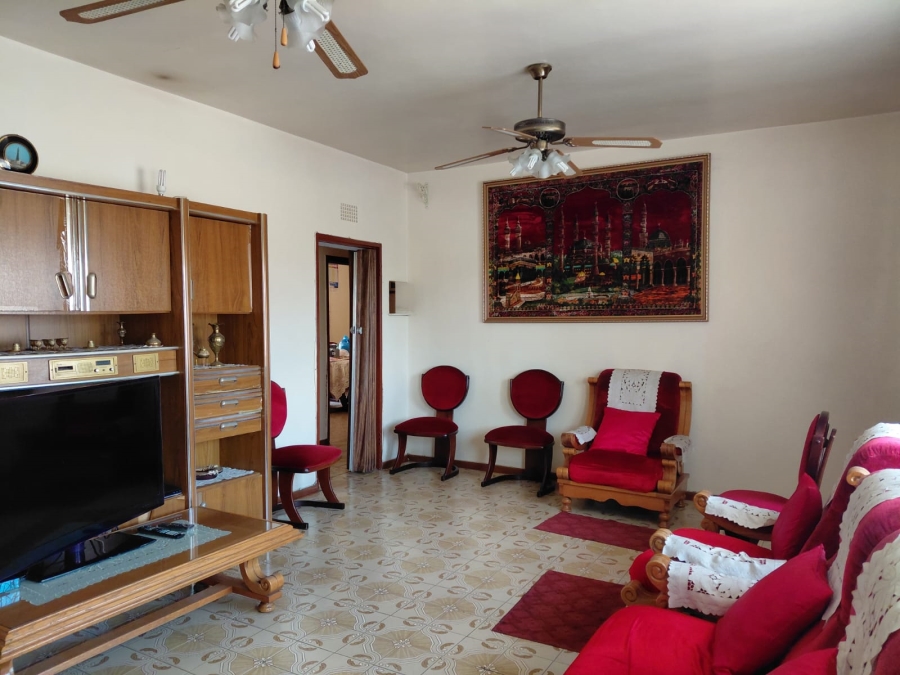 8 Bedroom Property for Sale in Actonville Gauteng