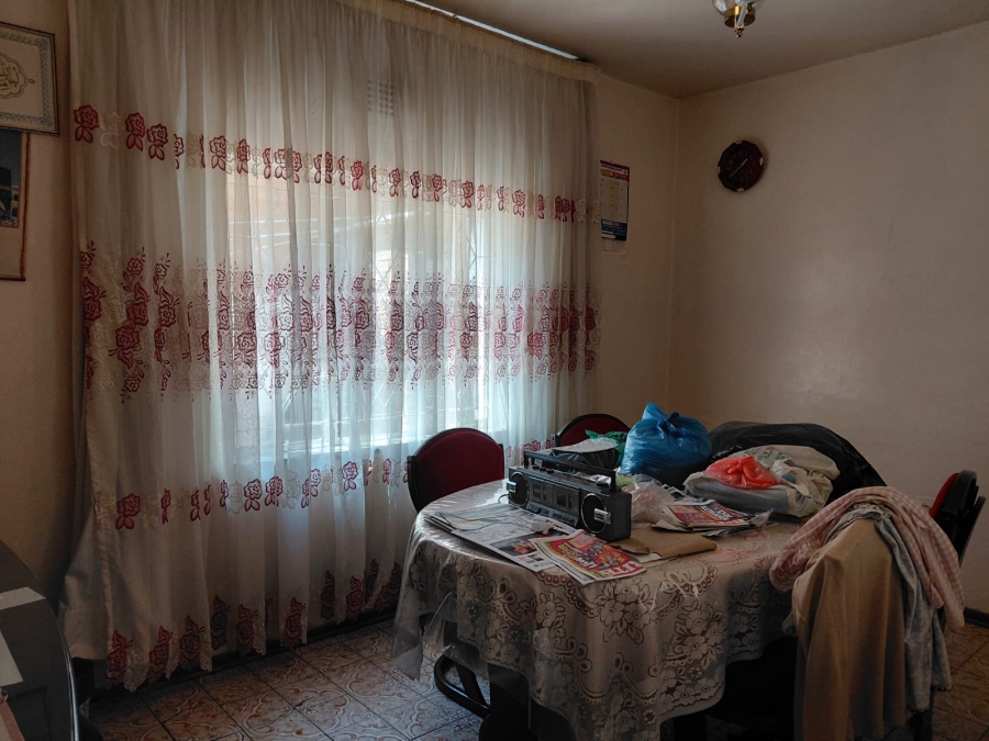 8 Bedroom Property for Sale in Actonville Gauteng