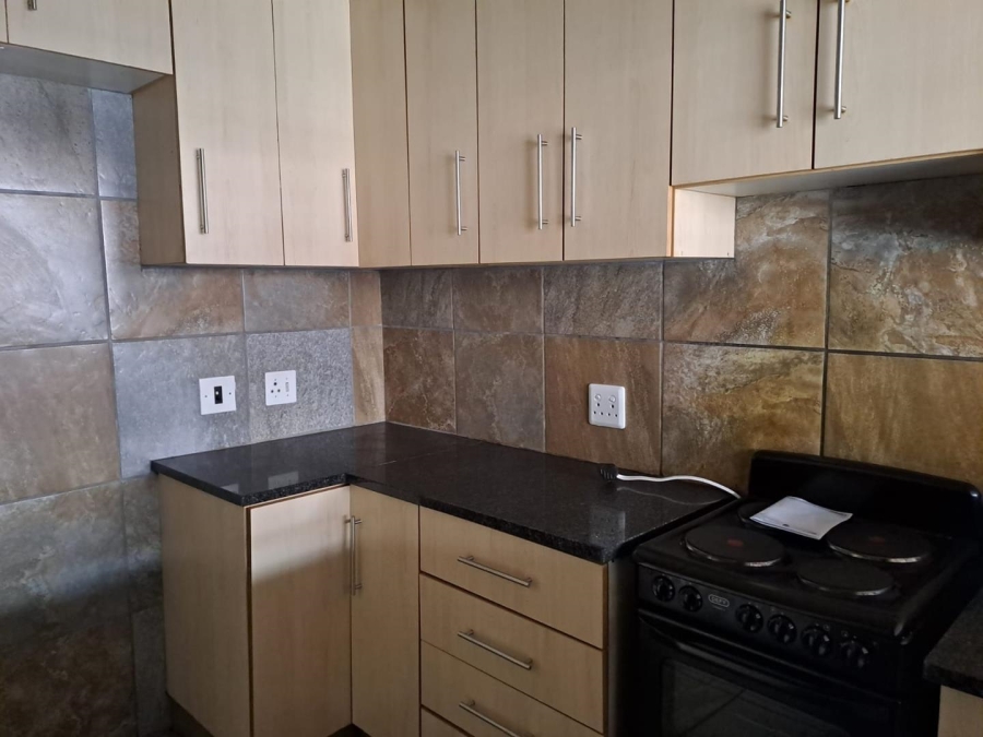 2 Bedroom Property for Sale in Benoni Central Gauteng