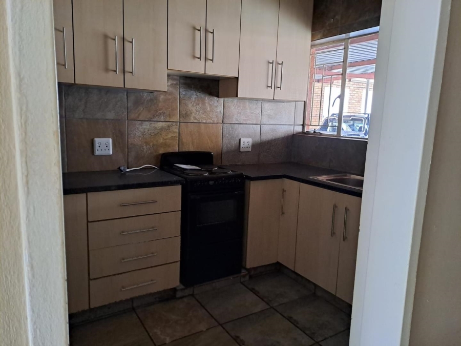 2 Bedroom Property for Sale in Benoni Central Gauteng