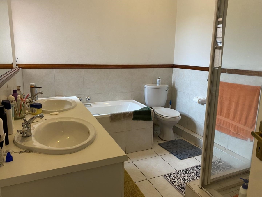 2 Bedroom Property for Sale in Bryanston Gauteng