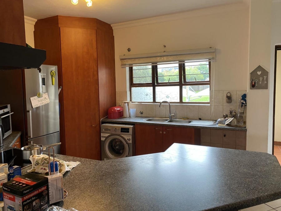 2 Bedroom Property for Sale in Bryanston Gauteng