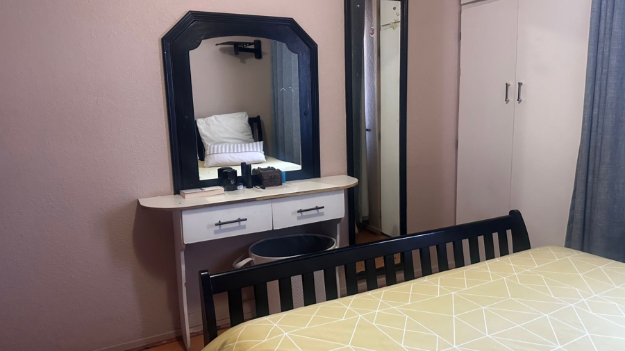 4 Bedroom Property for Sale in Mackenzieville Gauteng