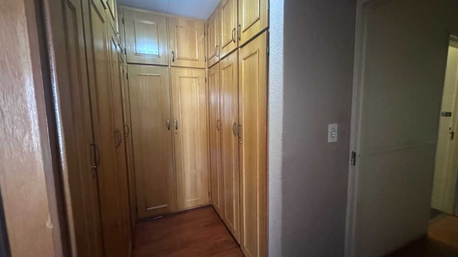 4 Bedroom Property for Sale in Mackenzieville Gauteng