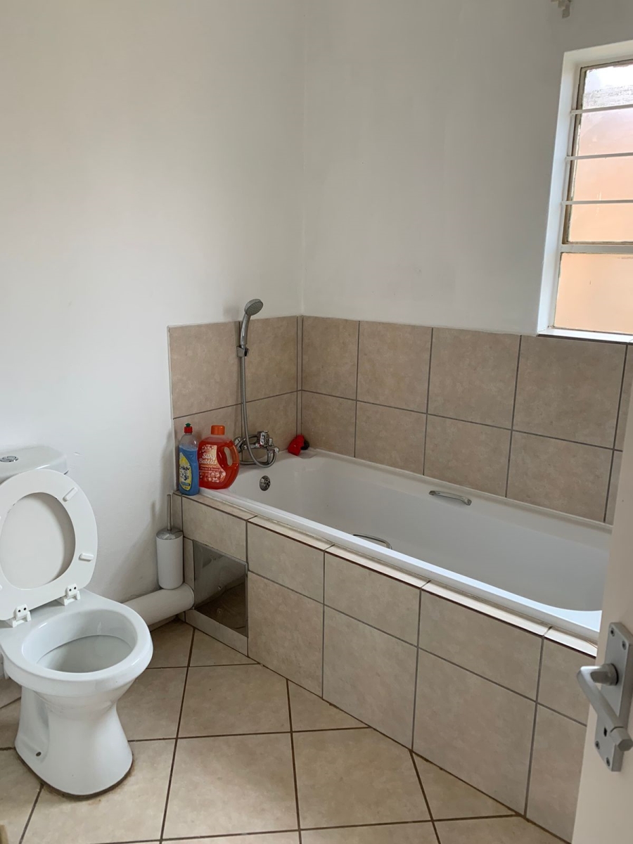 3 Bedroom Property for Sale in Dawn Park Gauteng