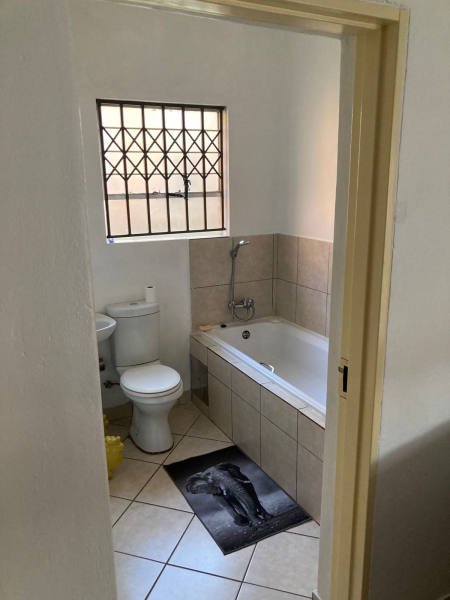 3 Bedroom Property for Sale in Dawn Park Gauteng