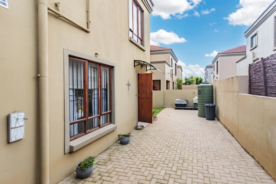 3 Bedroom Property for Sale in Chancliff Ridge Gauteng