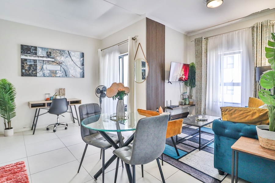 1 Bedroom Property for Sale in Erand Gardens Gauteng