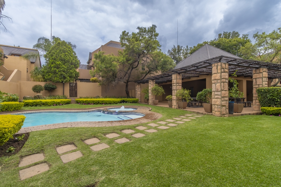 2 Bedroom Property for Sale in Douglasdale Gauteng
