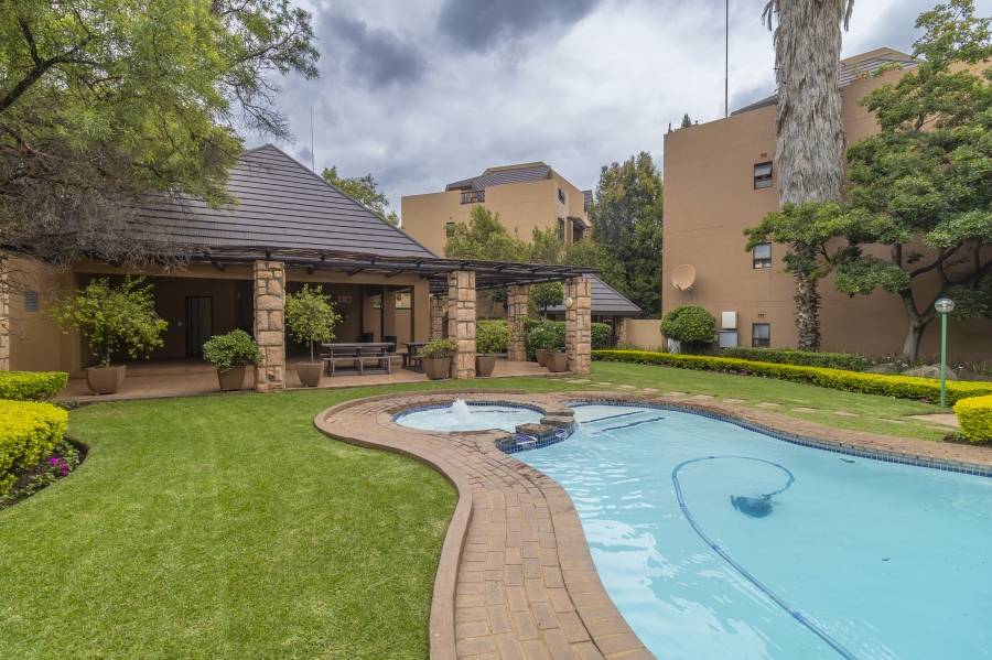 2 Bedroom Property for Sale in Douglasdale Gauteng