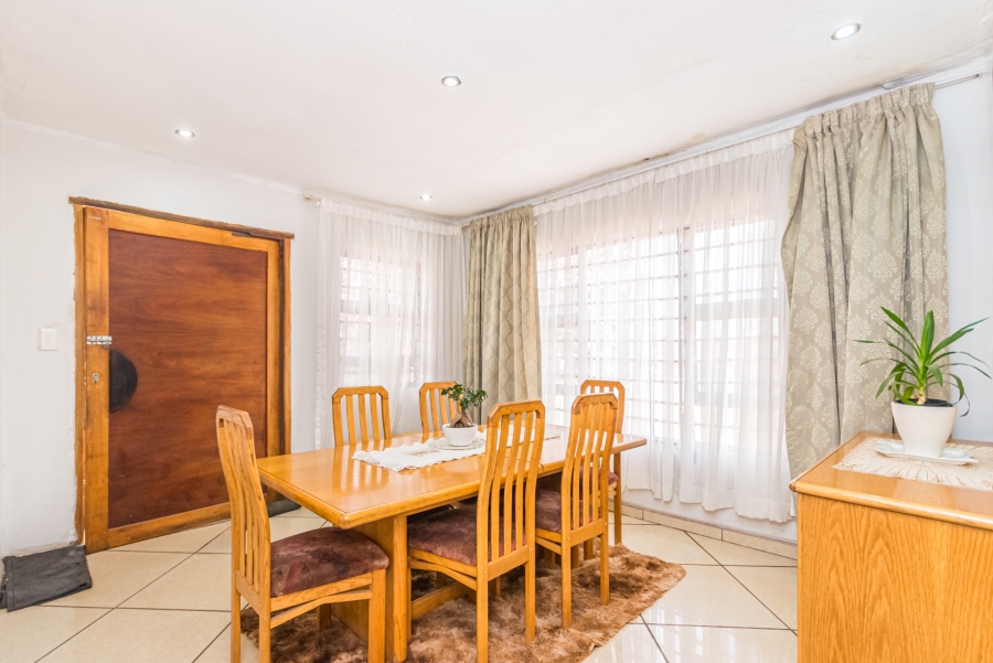3 Bedroom Property for Sale in Dobsonville Gauteng
