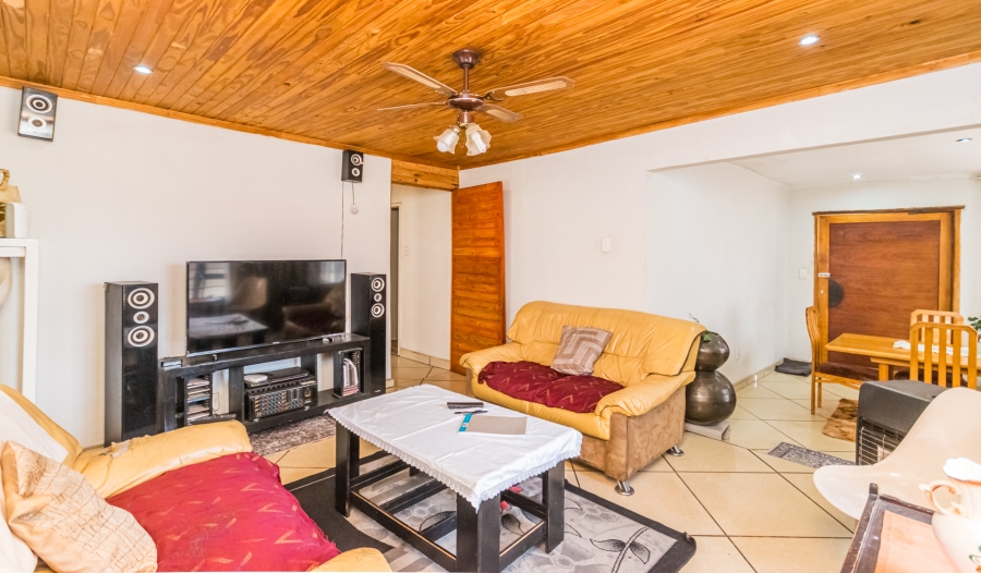 3 Bedroom Property for Sale in Dobsonville Gauteng