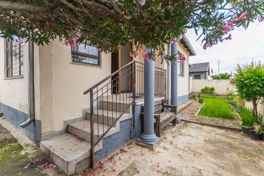 3 Bedroom Property for Sale in Dobsonville Gauteng