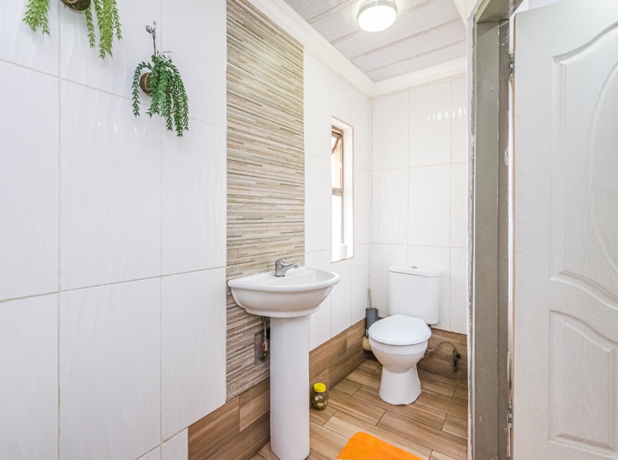 3 Bedroom Property for Sale in Dobsonville Gauteng