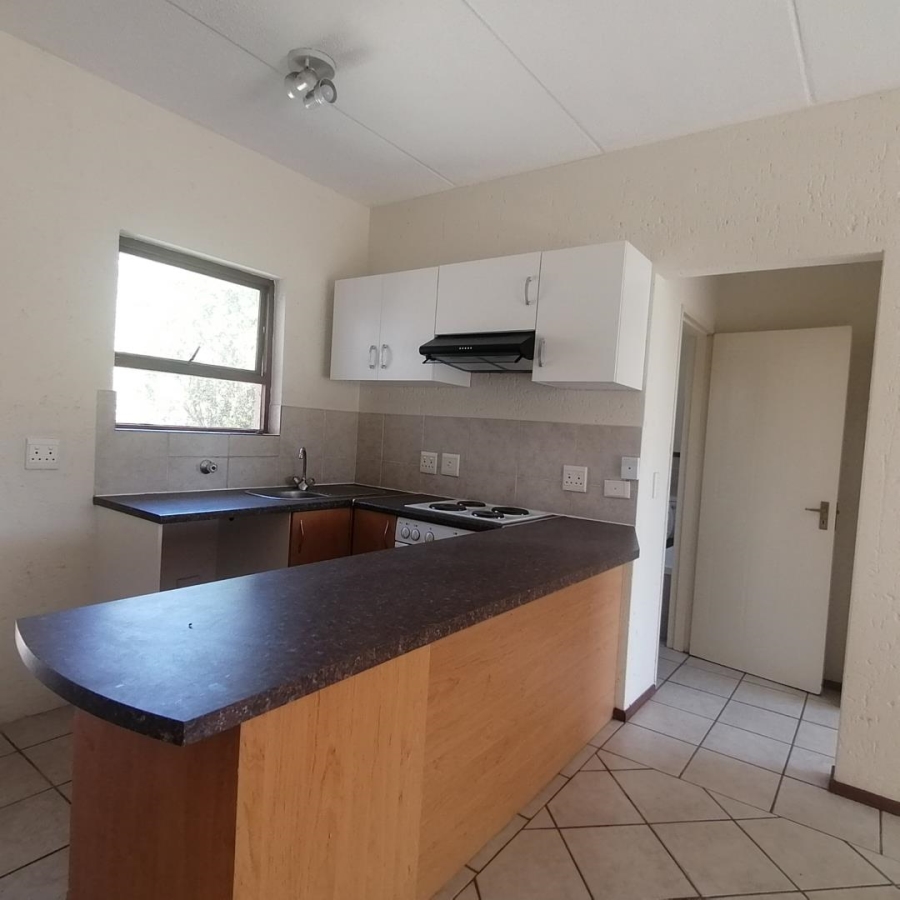 1 Bedroom Property for Sale in Paulshof Gauteng