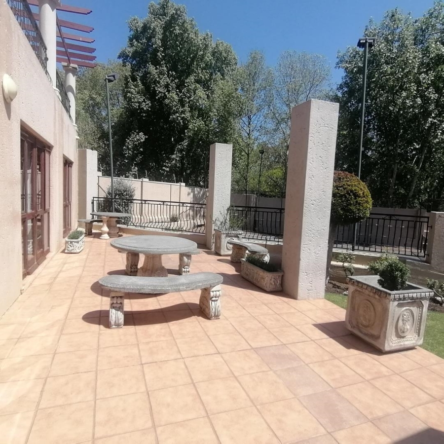 1 Bedroom Property for Sale in Paulshof Gauteng