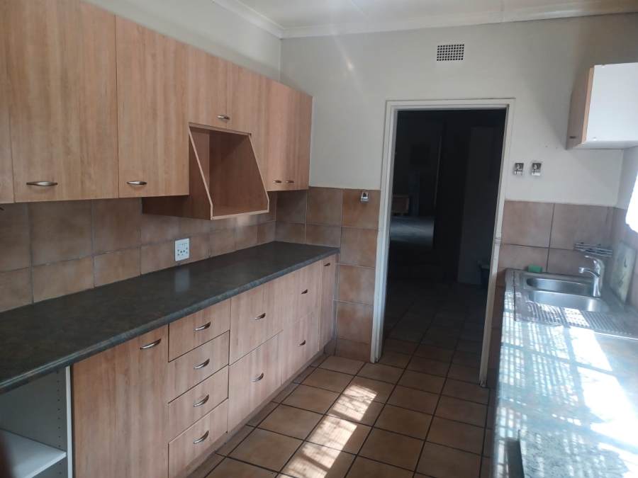 4 Bedroom Property for Sale in Croydon Gauteng
