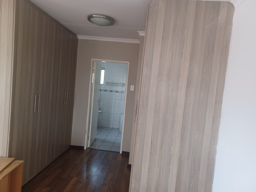 4 Bedroom Property for Sale in Croydon Gauteng