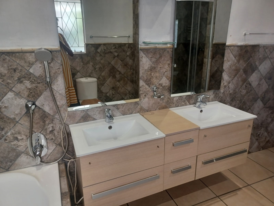 4 Bedroom Property for Sale in Croydon Gauteng