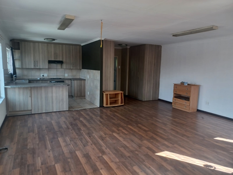 4 Bedroom Property for Sale in Croydon Gauteng